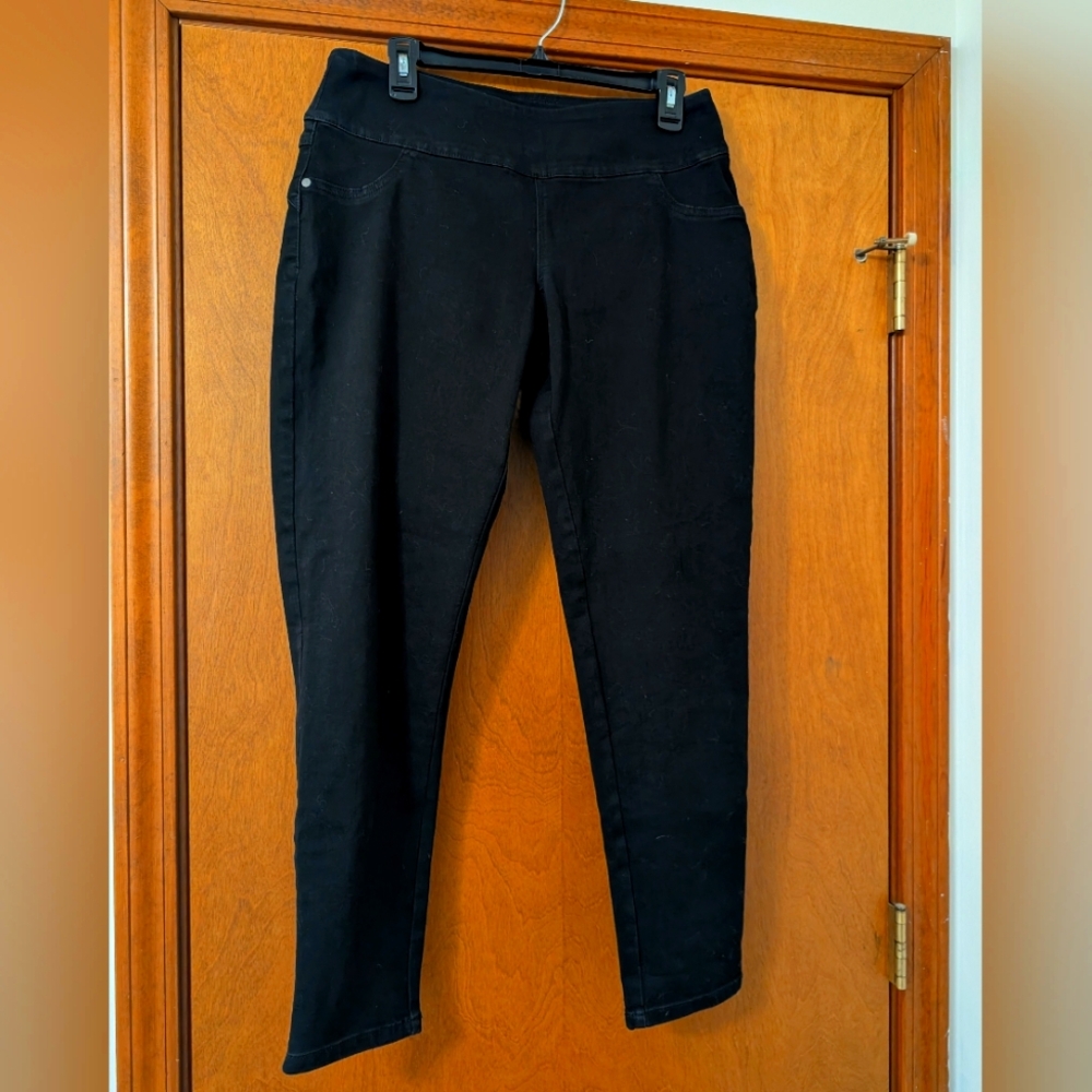 Black Skinny Pants